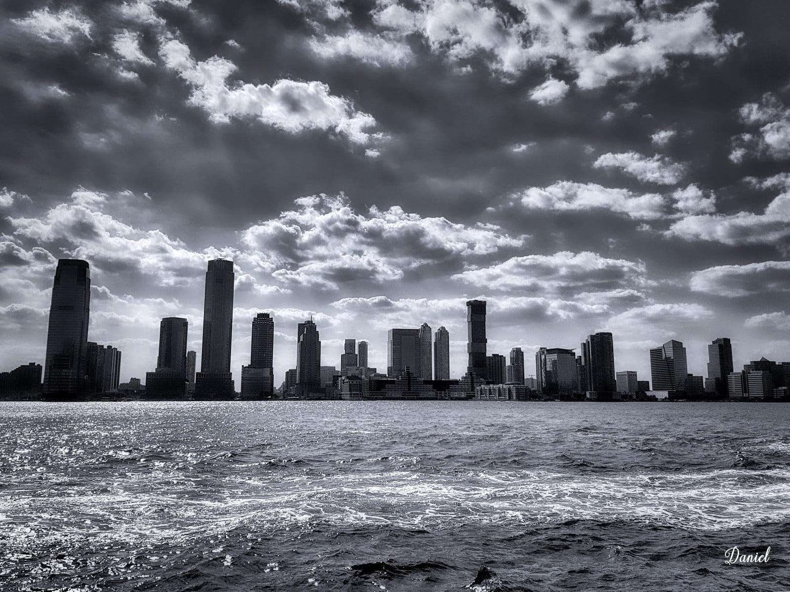 The Skyline B&W - Daniel Engelke Photography